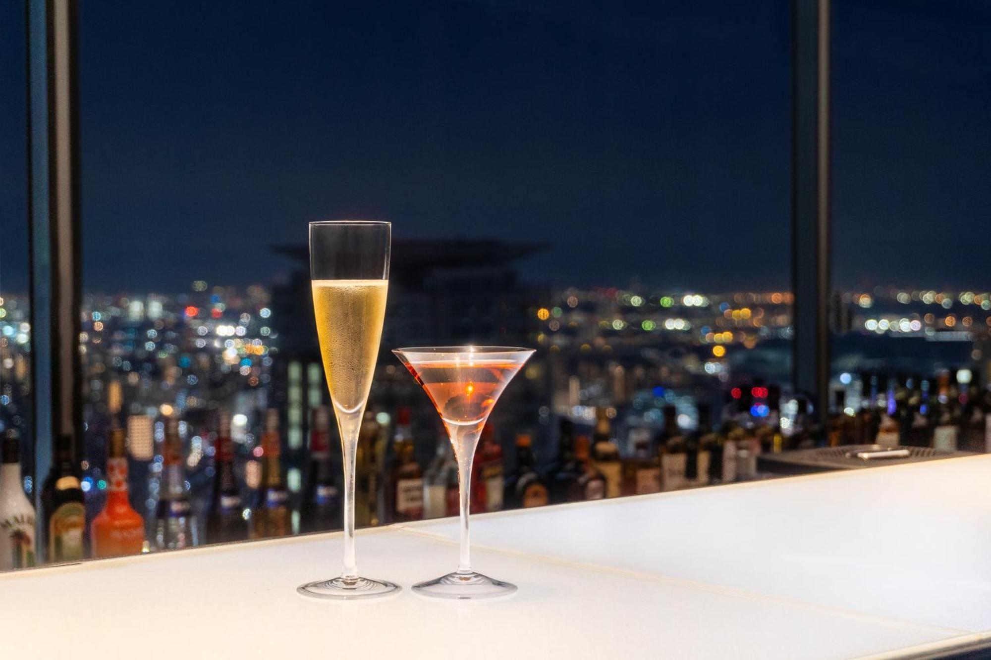 Hotel Ana Crowne Plaza Kobe By Ihg Esterno foto Sky bar