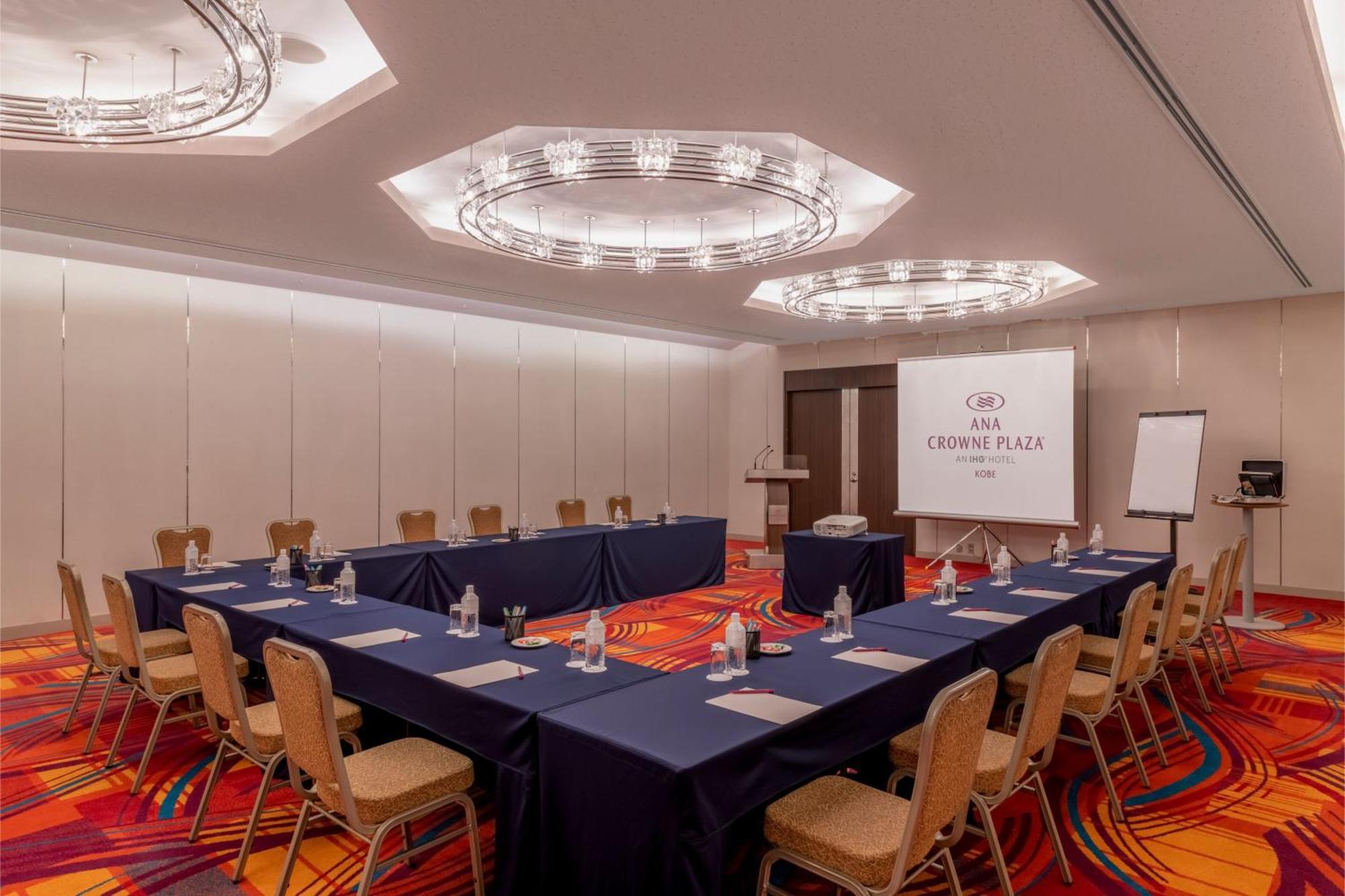 Hotel Ana Crowne Plaza Kobe By Ihg Esterno foto Meeting room