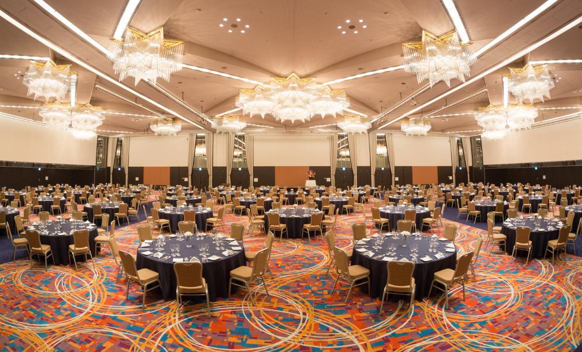 Hotel Ana Crowne Plaza Kobe By Ihg Esterno foto The Grand Ballroom